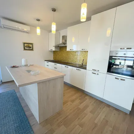 Mosaic Apartman *